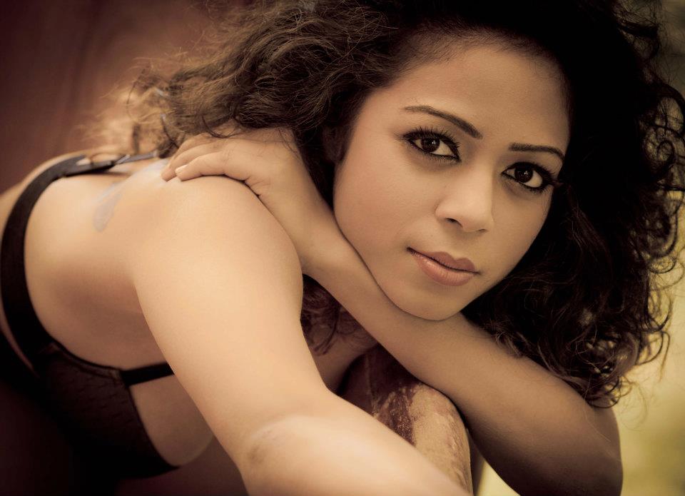 304768_10151056686199300_239395640_n