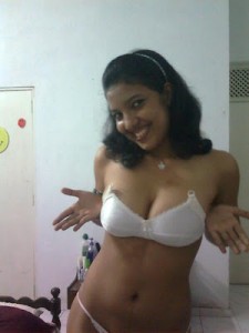 Srihotpic.blogspot.com - Srilankan Sexy Kella 19