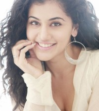 Tapsee-Latest-Hot-Stills-Pics-Images-1-200x224