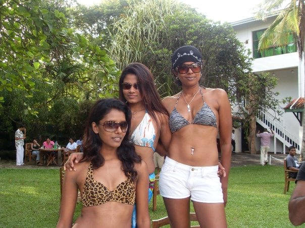 Hot Party in Sri Lanka 01