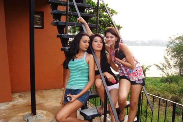 206593_192277867481354_100000974274981_426756_3769138_n