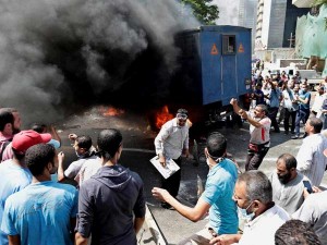 16-cairo-supporters-of-ousted-islamist-president-mohammed-morsi-surround-600