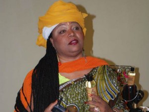 26-1377499034-asha-mandela765-600-jpg