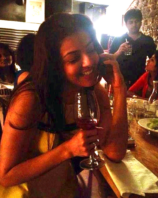 Kajal-Partying-Photos-Kajal-Birthday-Party-Photos-Kajal-Drinking-Photos-kajal-Agarwal-Drinkaing-Pics-Kajal-Birthday-party-Drinking-Pics-Kajal-Party-Pics