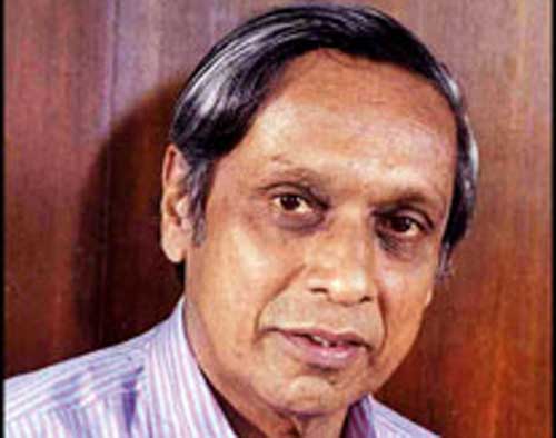 779051802Untitled-11