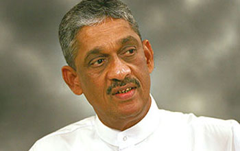 1003198572Untitled-1