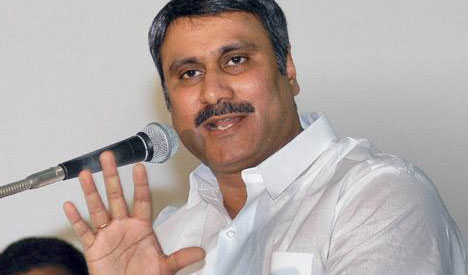 1442787938Untitled-1