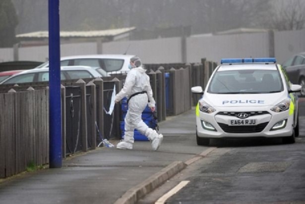 son_stabbed_dad_003-615x412