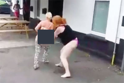 13444woman-stripping-outside-a-Comber