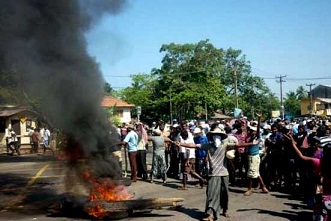 1294756101Embilipitiya