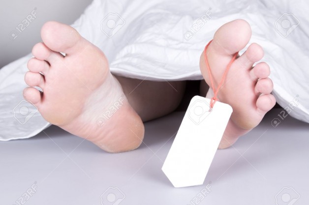 17165404-Dead-body-with-toe-tag-under-a-white-sheet-Stock-Photo-morgue
