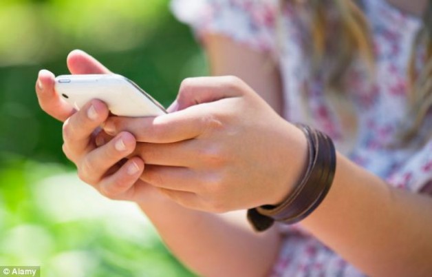 article-2401854-11EC310A000005DC-118_634x406