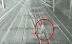 track_escape_001.w245