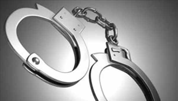 201604221124290412_4-arrested-near-Thiruvannamalai-prepared-explosives_SECVPF