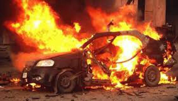 201604241029264629_12-dead-in-two-Baghdad-car-bomb-attacks_SECVPF