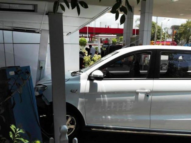 9bda4097-8ecb-4301-a967-0e2407a0197b