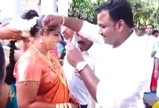 marriage_comedy_002.w540