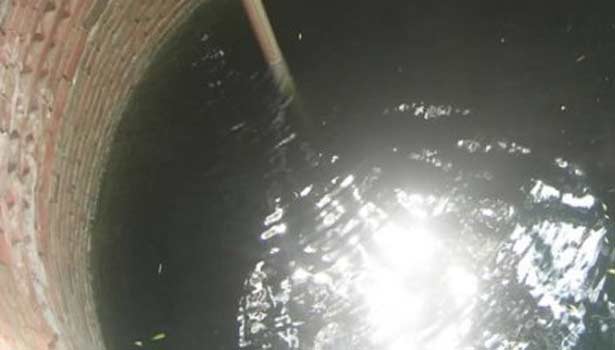 201605152055194804_4-killed-drowned-in-the-well-near-Krishnagiri_SECVPF