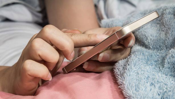 201605181337121876_Husband-wants-divorce-after-wife-spends-wedding-night_SECVPF