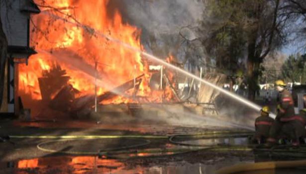 201605221005005892_husband-on-second-honeymoon-Saudi-woman-burns-home_SECVPF