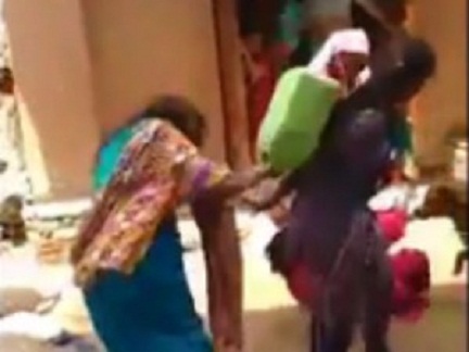 13-1465817280-fight45