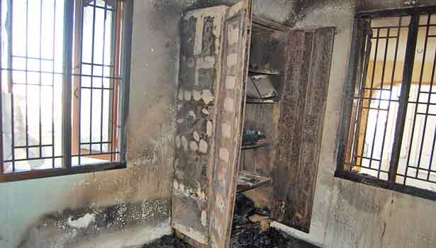 201606151719506740_Robbers-arson-to-home-for-Jewel-and-Money-is-not-available_SECVPF