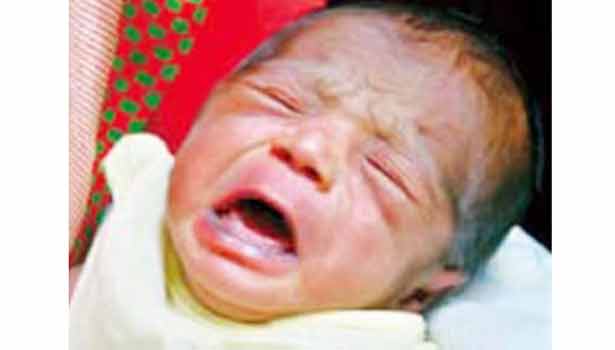 201606221049168467_Including-archival-owner-tried-to-sell-the-baby-to-Rs-5-lakh_SECVPF