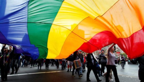 201606251321176821_Thousands-rally-in-Australia-for-same-sex-marriage_SECVPF