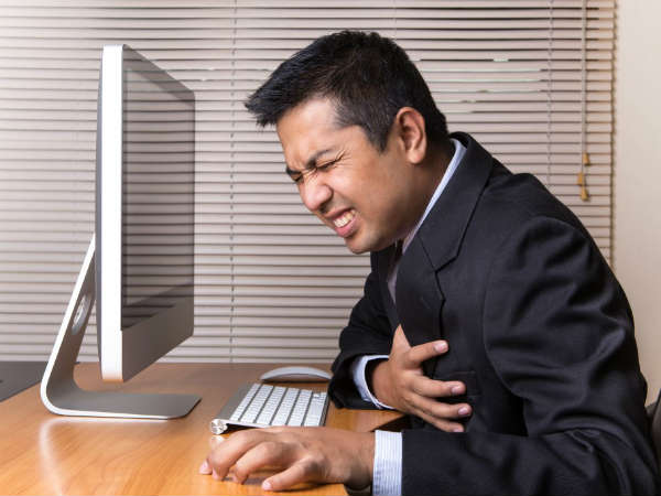 29-1467196189-1-heartattack