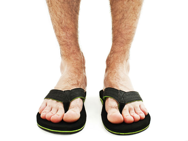07-1467868418-menshouldntwearflip-flopsbutnotbecausefeetaregross