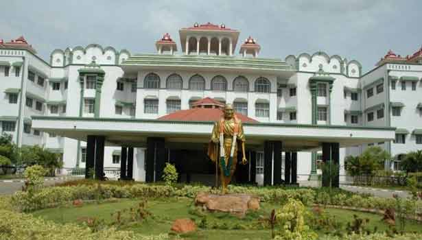 201607041555300811_government-hospital-child-missing-case-madurai-high-court_SECVPF