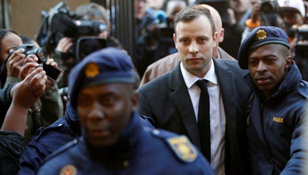 201607061556294648_Oscar-Pistorius-Jailed-For-6-Years-For-Girlfriends-Murder_SECVPF