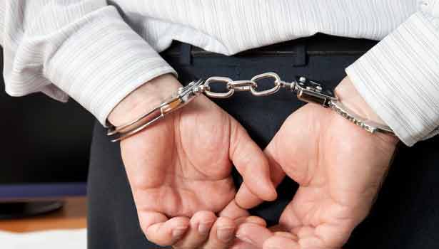 201607131028026302_Veeravanallur-bus-stand-murder-case-2-youths-arrest_SECVPF