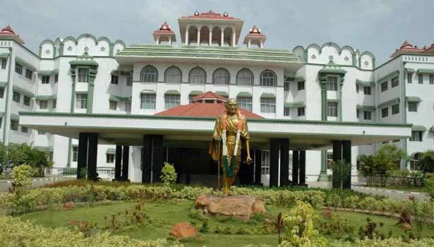 201607261157415870_3-year-old-boy-with-stepmother-in-jail-shutters-Court-orders_SECVPF