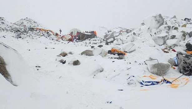 201607281758178141_Avalanche-in-Nepal-seven-tamils-trapped-in-mountain_SECVPF