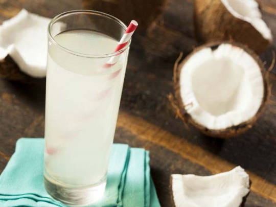 coconut_water_002.w540