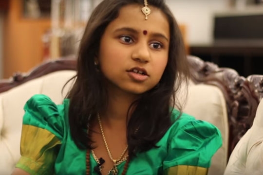 tamil_eye_child_002.w540