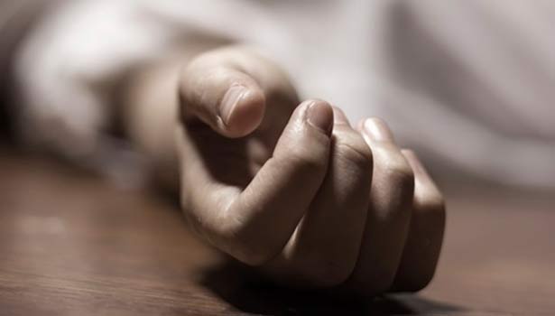 201608230723283009_Man-attempts-to-immolate-self-in-moving-train-dies_SECVPF