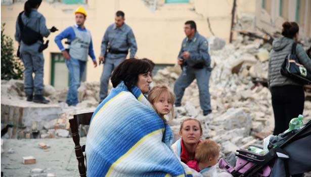 201608241213101613_Italy-earthquake-ten-dead-as-buildings-collapse_SECVPF