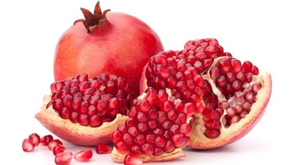201607160912038889_increase-immune-system-pomegranate_secvpf-585x333