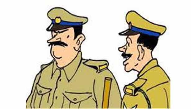 201609031459528934_young-woman-ran-out-after-saw-college-student-worst-act-in_SECVPF