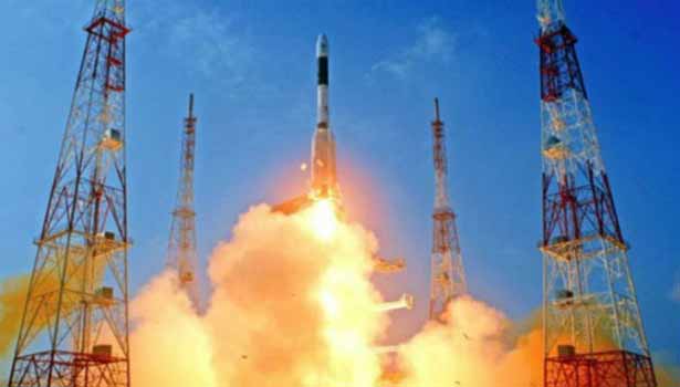 201610060543234473_communication-satellite-gsat18-successfully-launched_secvpf