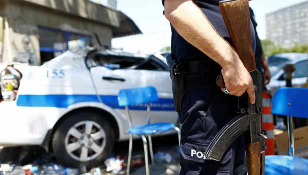 201610101431566540_car-bomb-kills-18-at-military-police-station-in-southeastern_secvpf