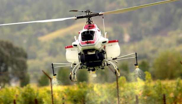 201610112052206151_yamaha-develops-unmanned-helicopter-for-agriculture-sector_secvpf