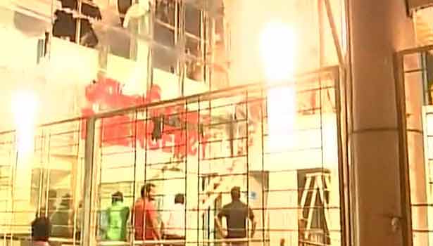 201610172333543855_deeply-anguished-by-the-loss-of-lives-in-the-hospital-fire_secvpf