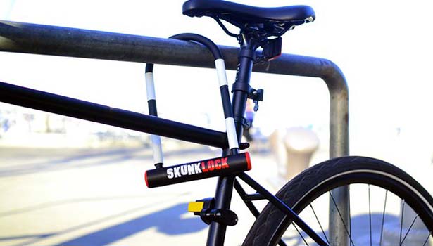 201610221140457251_bicycle-lock-sprays-thieves-with-vomit-inducing-gas_secvpf