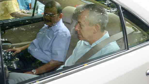 201610301815243515_london-doctor-continued-treatment-jayalalithaa_secvpf