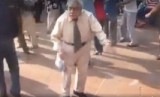 grandfa_dance_001-w245