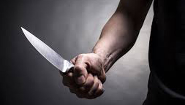 201611061620355641_husband-and-wife-jewellery-cash-theft-near-sivagiri_secvpf