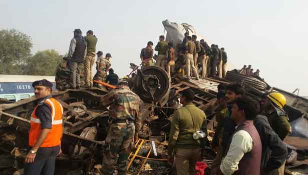 201611201117438280_kanpur-derailment-up-cm-akhilesh-yadav-announces-rs-5-lakh_secvpf